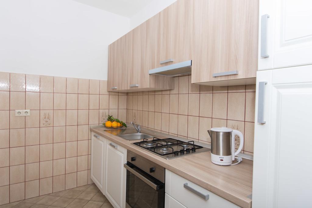 Apartmani Gaube Trogir Exterior photo
