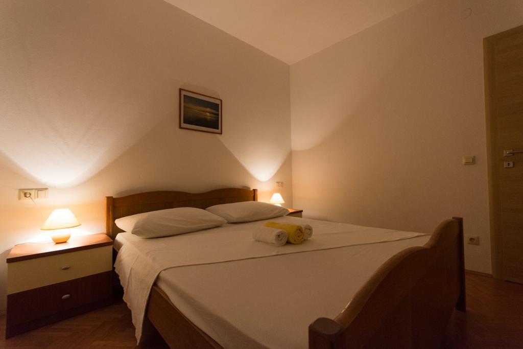 Apartmani Gaube Trogir Exterior photo