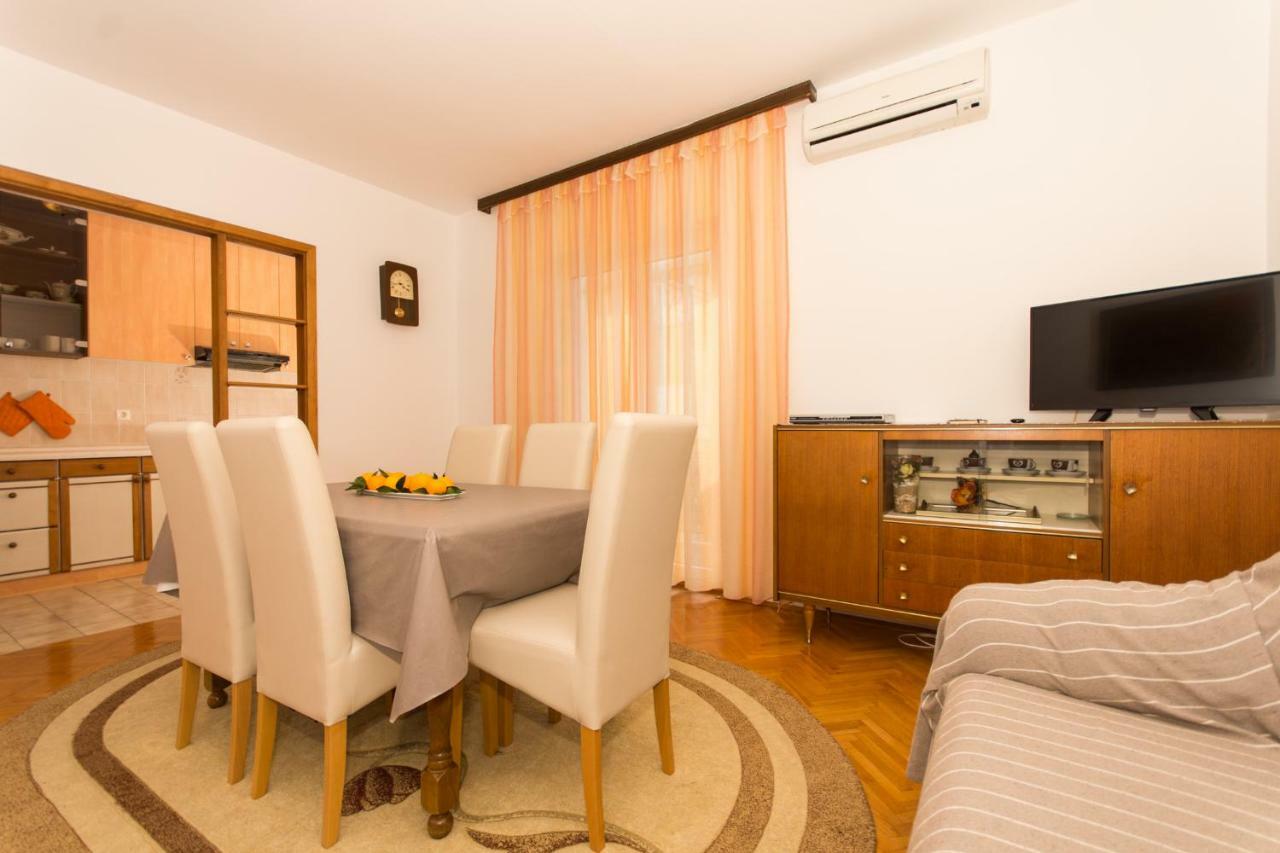 Apartmani Gaube Trogir Exterior photo